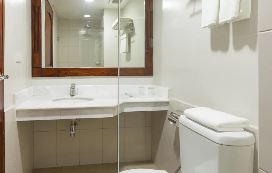 MJ Hotel & Suites