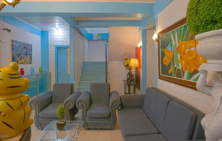 Oyo La Maria Pension & Tourist Inn