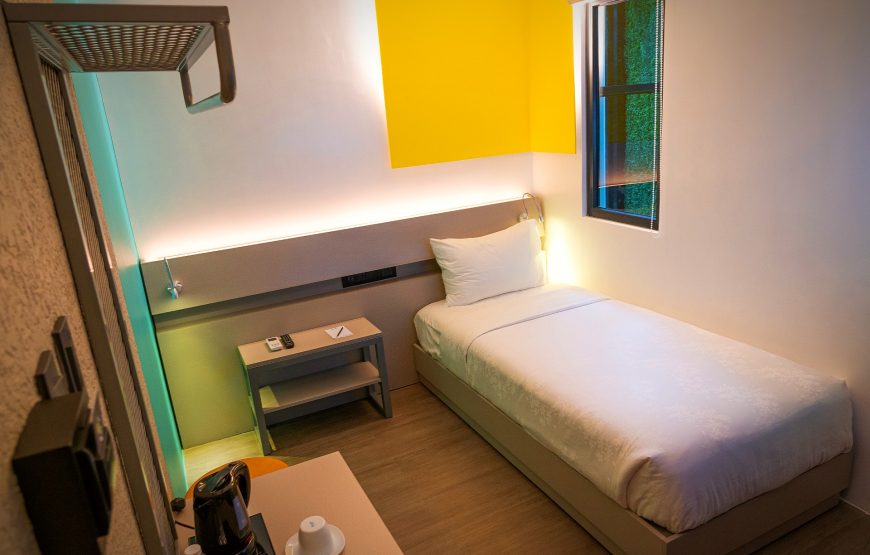 Yello Hotel